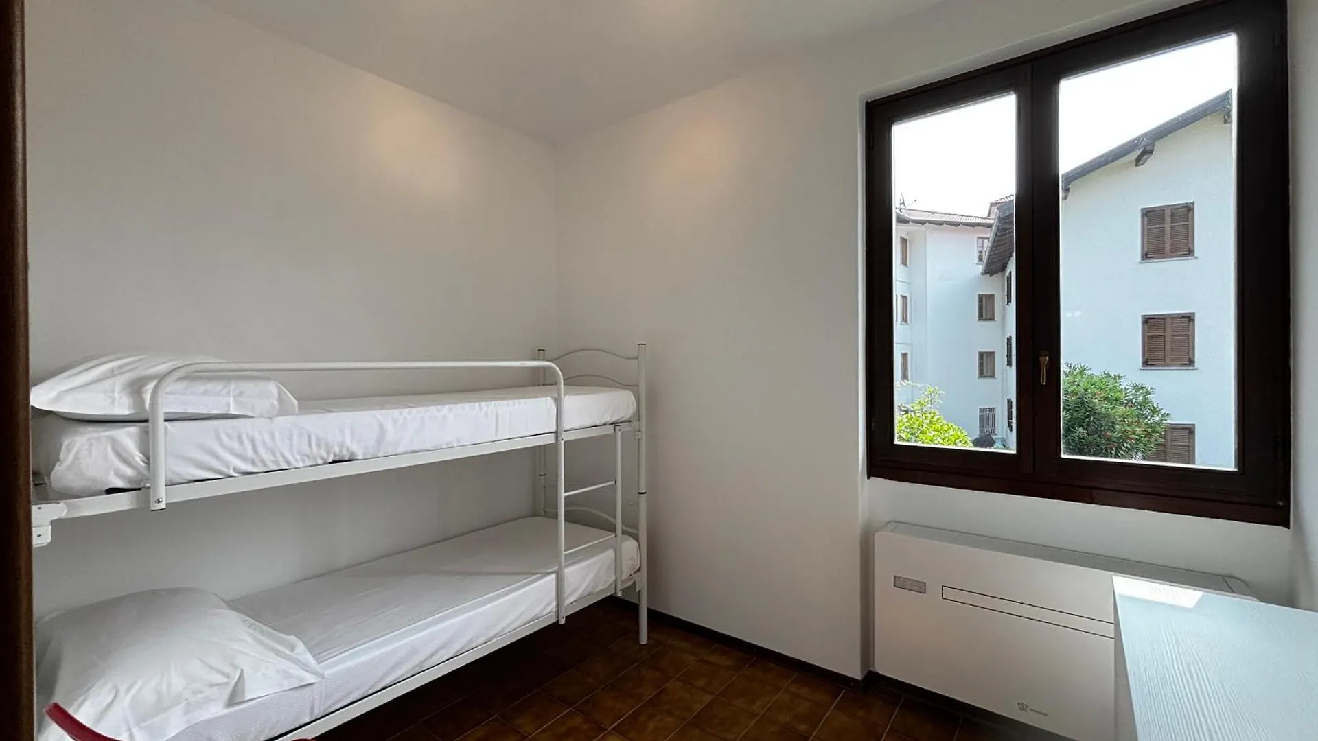 Camellia Apartment Gravedona - Larihome A98
