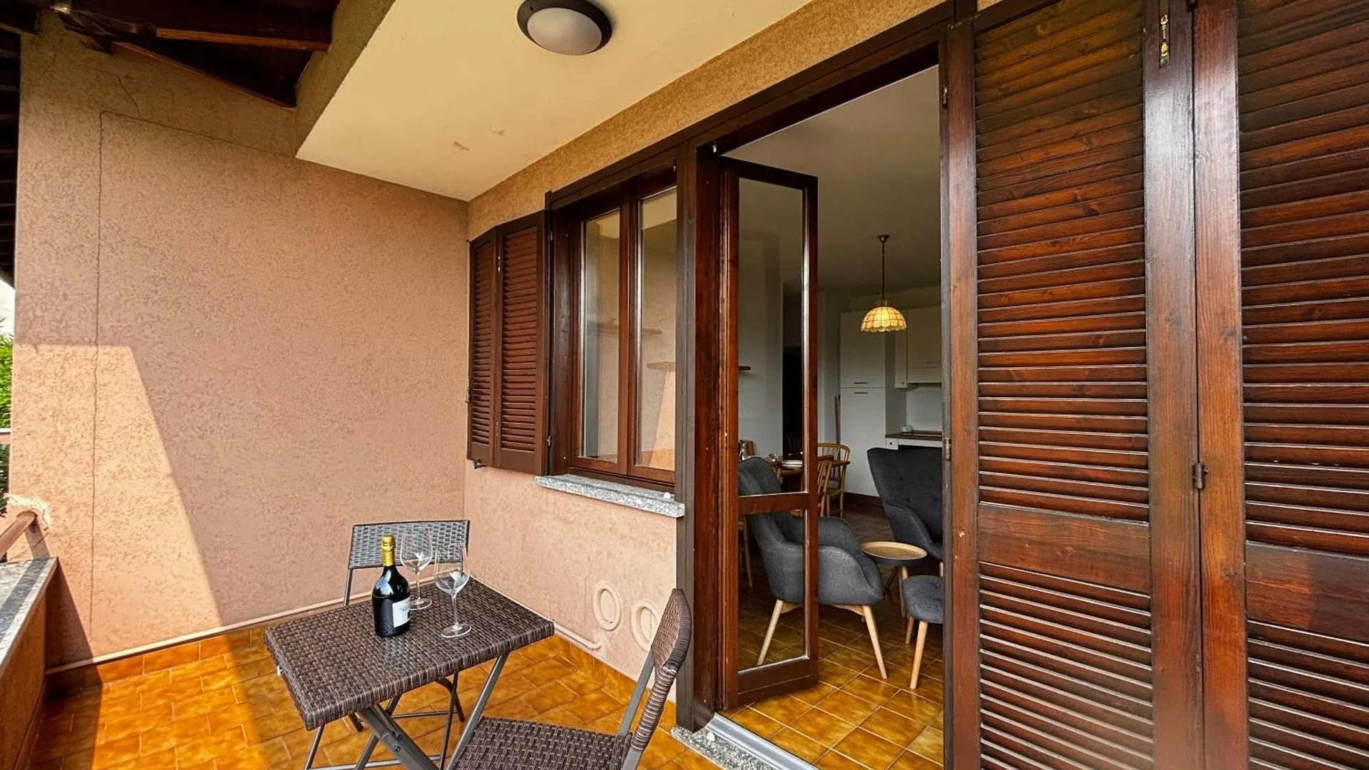 Camellia Apartment Gravedona - Larihome A98 0*,  Italien
